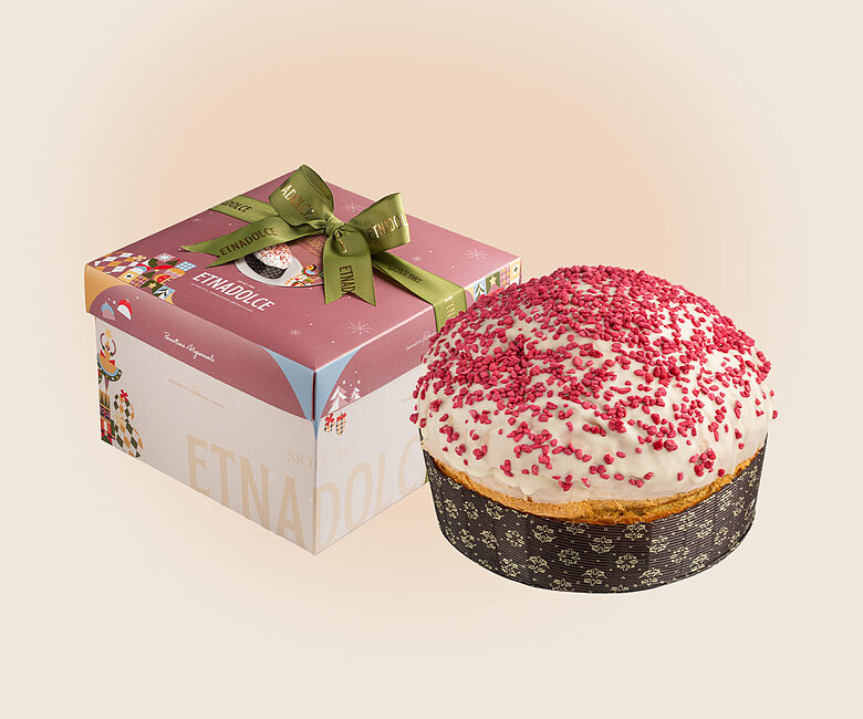 Pre-order: Forest Berry Panettone 1 kg Gift Box (delivery at the end of October)