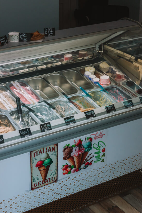 Veikalā ir visas saldējuma garšas!!! Arī līdzņemšanai!!